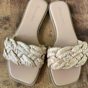 City Classified Women’s Tan Sandals